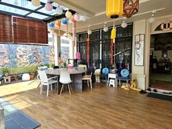 Flora Road (D17), Terrace #463039071